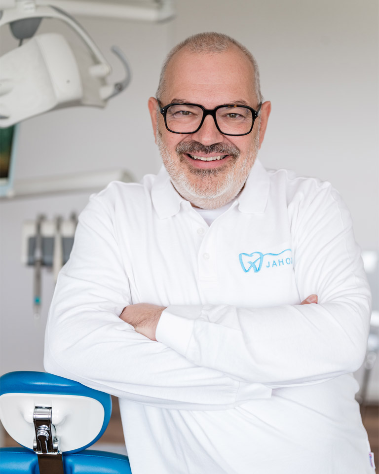 Dr. Roman Jahoda